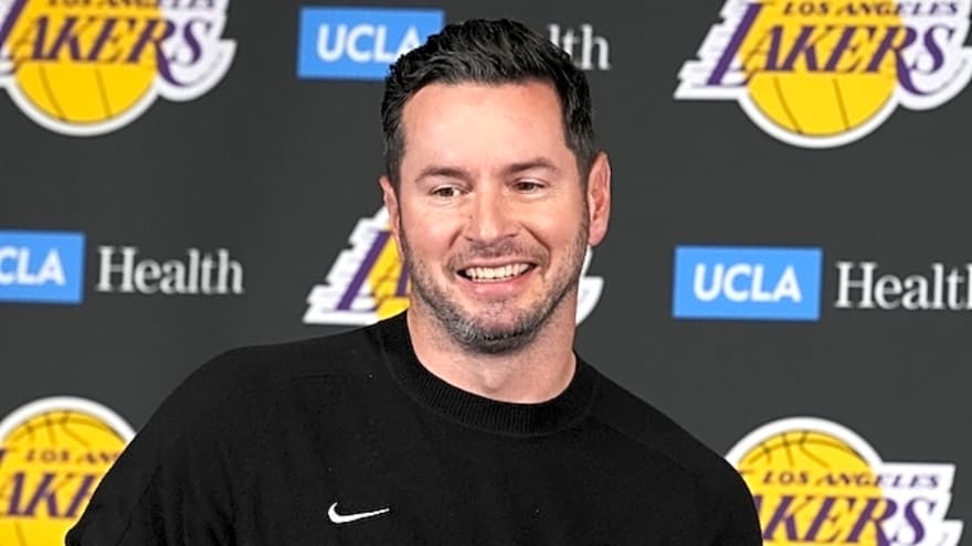 JJ Redick Discusses Growth In Second Season As Lakers Head Coach