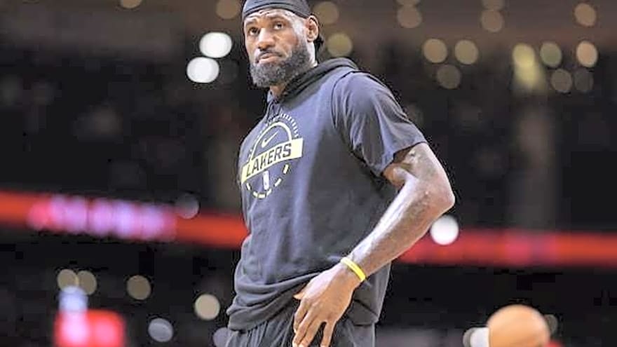 LeBron James Stars As Golfer In Nike Powerbeats Pro 2 Commercial