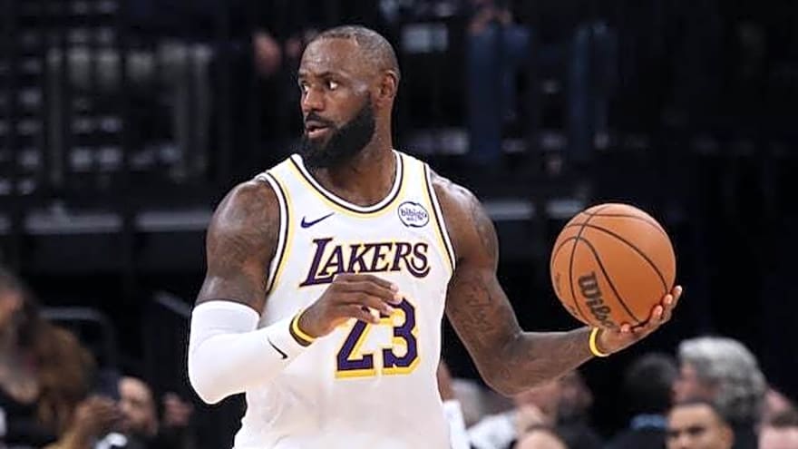 LeBron James Pleased With What Deandre Ayton, Marcus Smart & Jake LaRavia Have Brought To Lakers