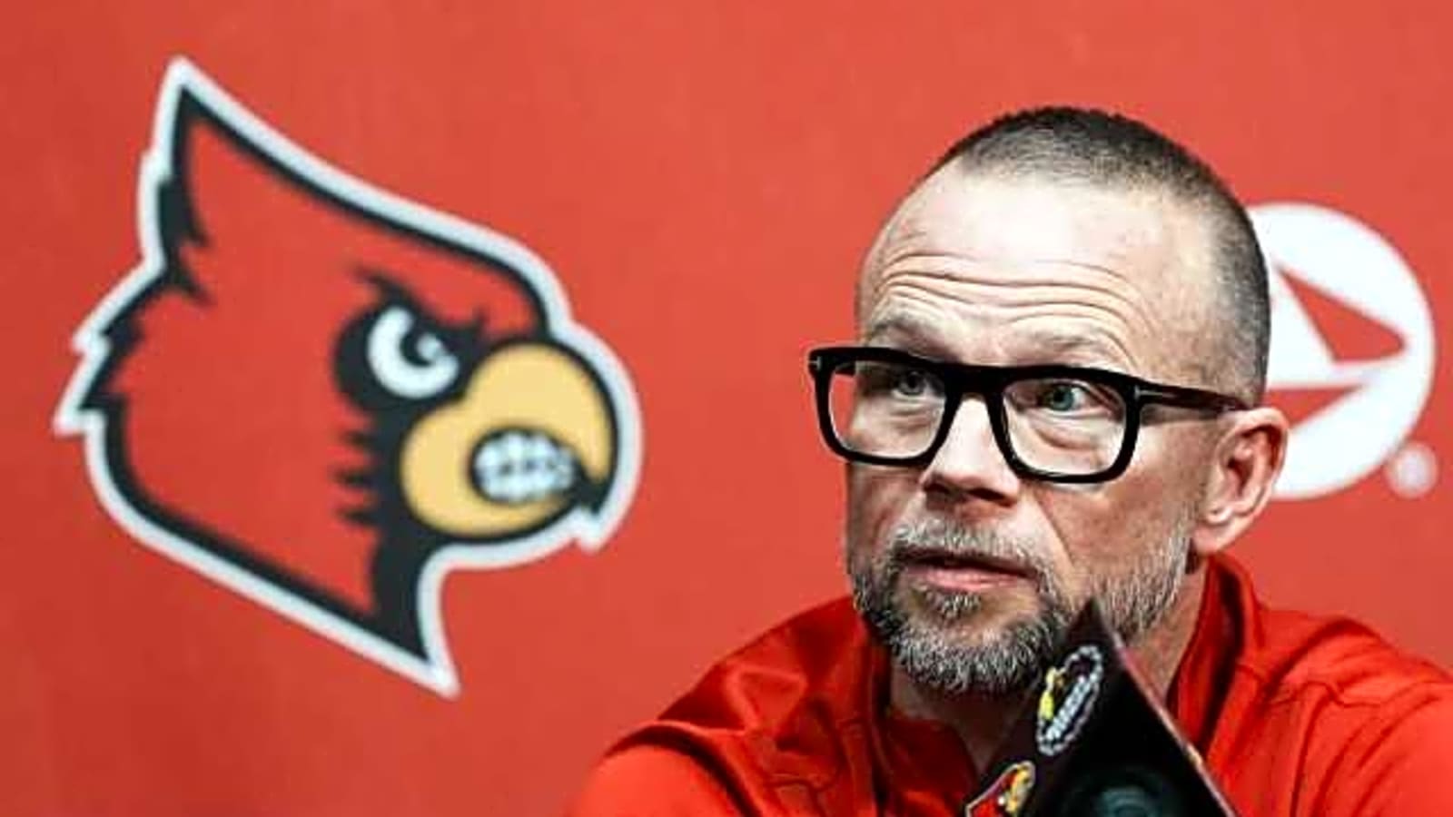 Previewing The Intense Rivalry: Louisville And Kentucky Basketball