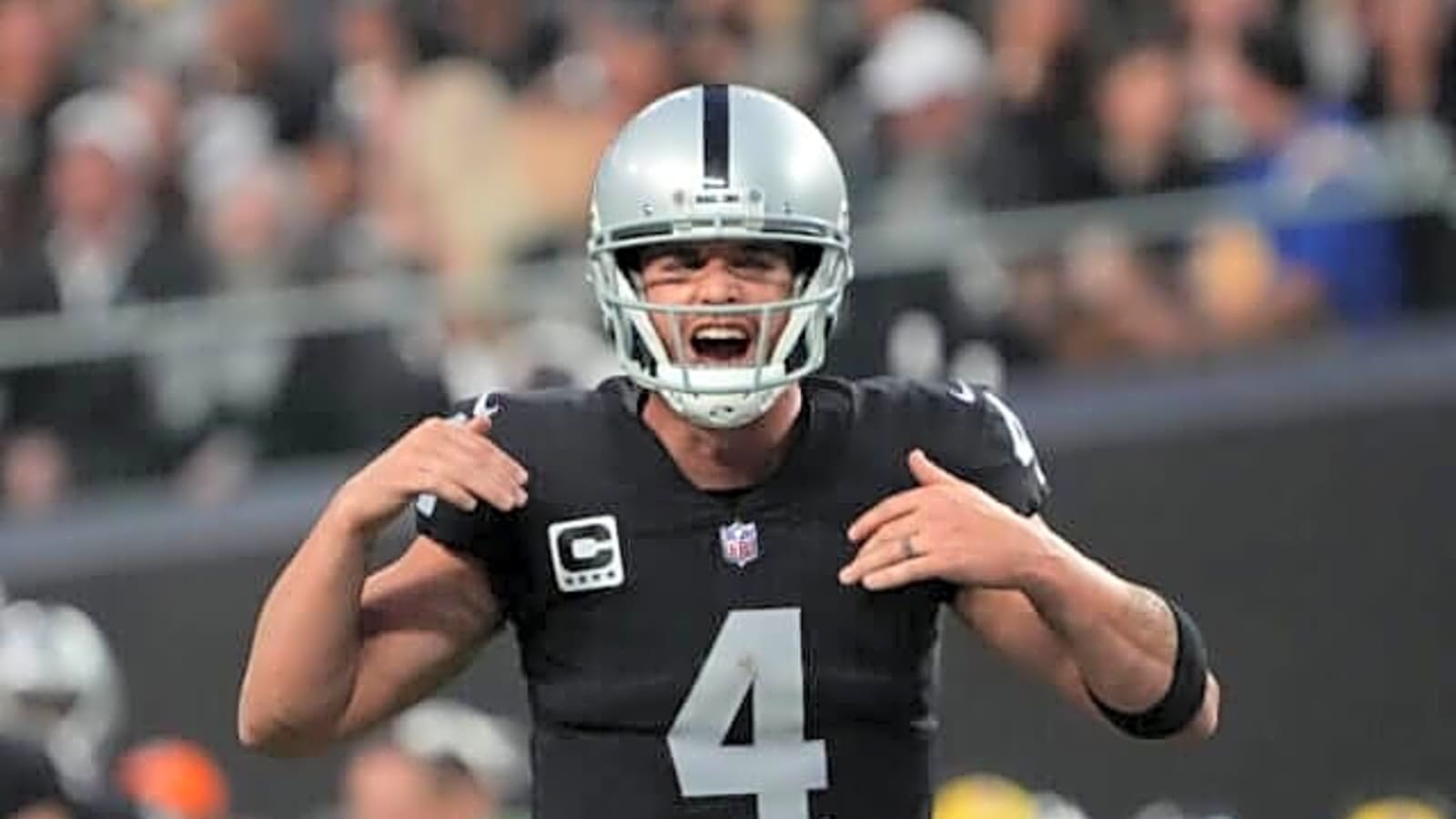  Derek Carr Names Oakland Coliseum Toughest Arena To Play In