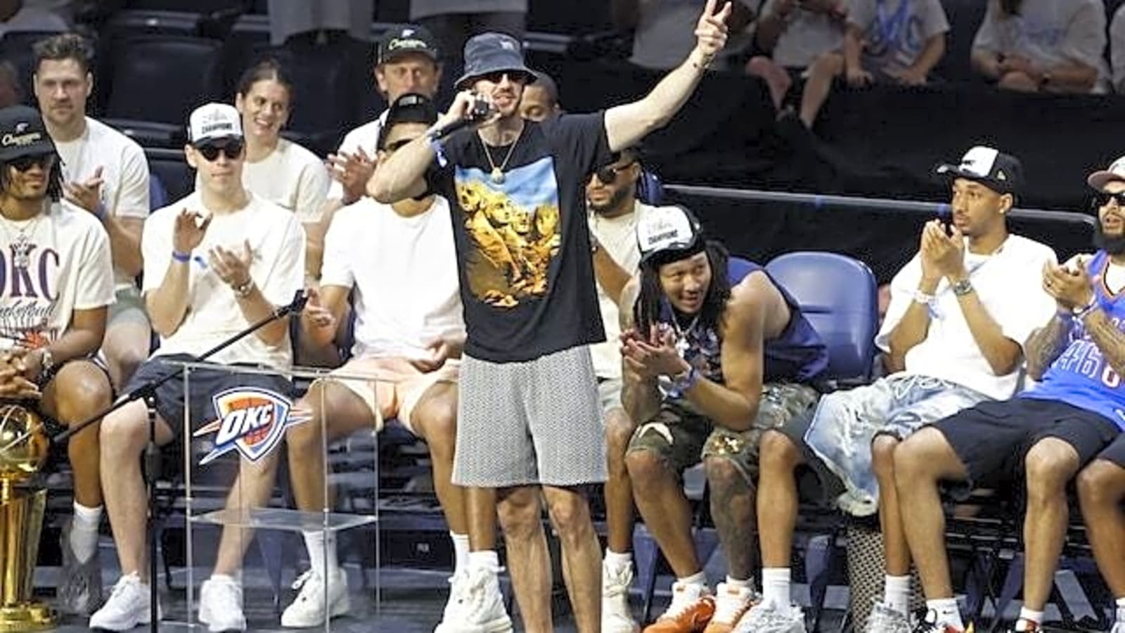 Alex Caruso Wears Lakers Championship Ring To Thunder Parade