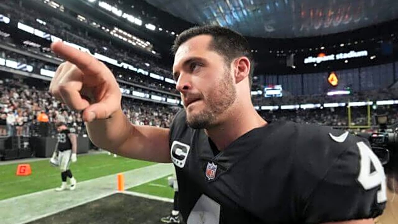  Derek Carr Loves Additions Of Pete Carroll, Ashton Jeanty
