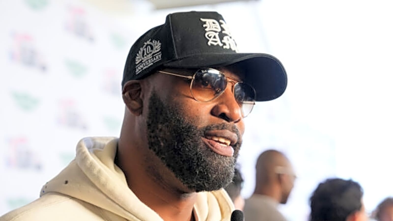  Former NBA Star Baron Davis Named TV Host