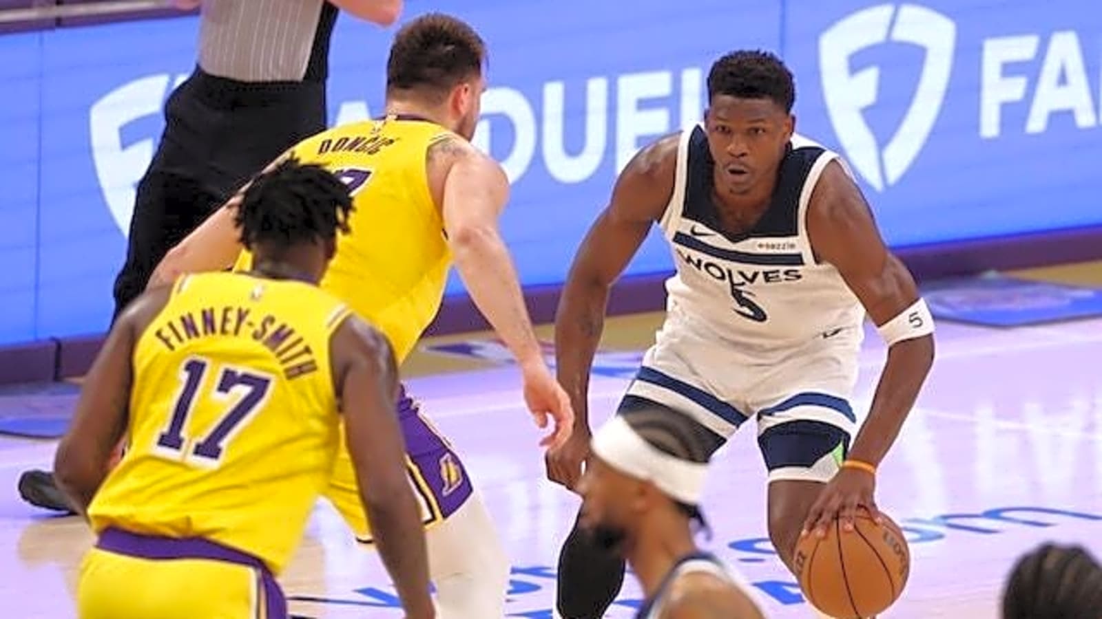 Anthony Edwards: Lakers Defense Was ‘Confusing’ During Game 2