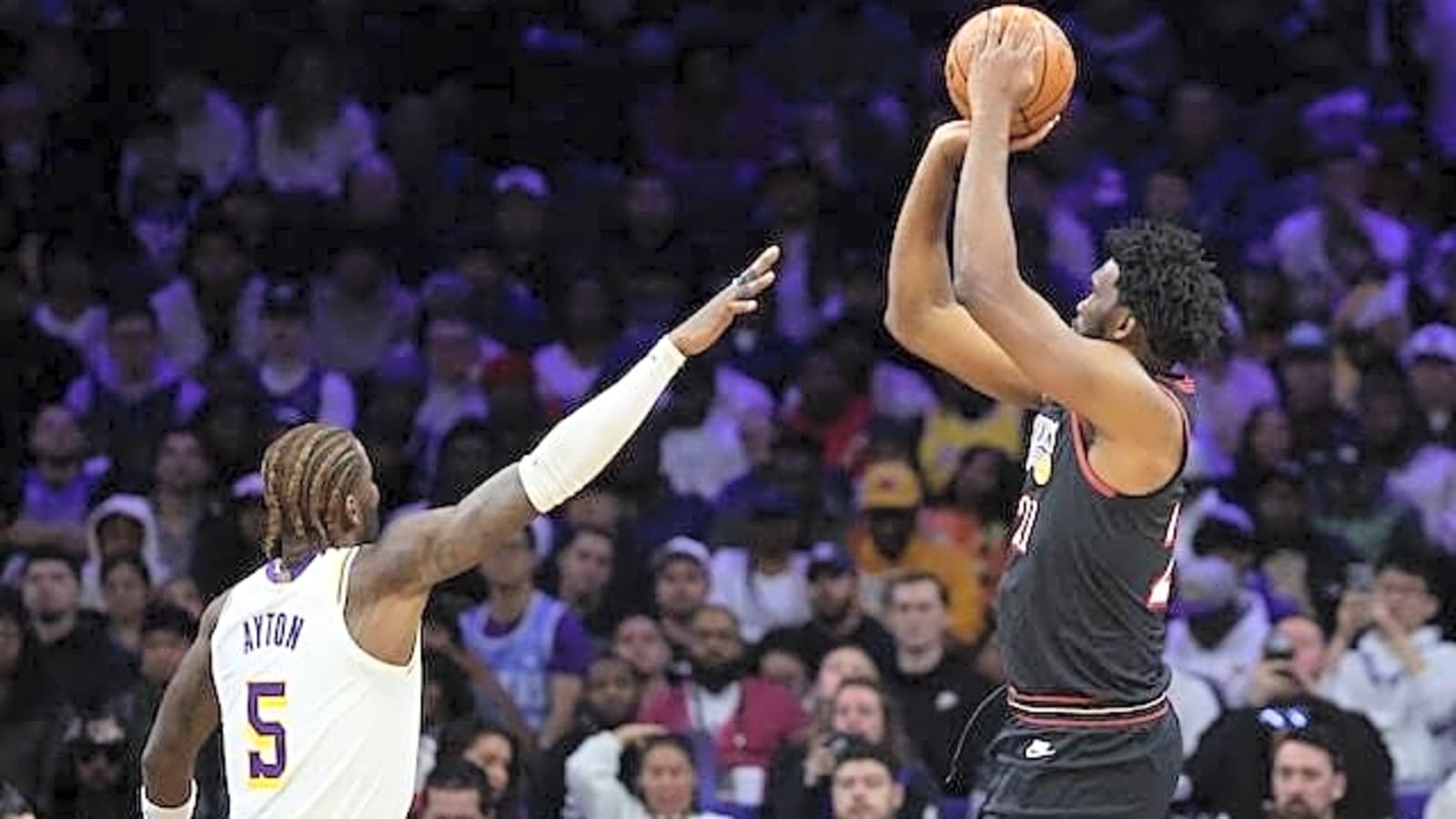 JJ Redick Praises Deandre Ayton’s Defense Against 76ers