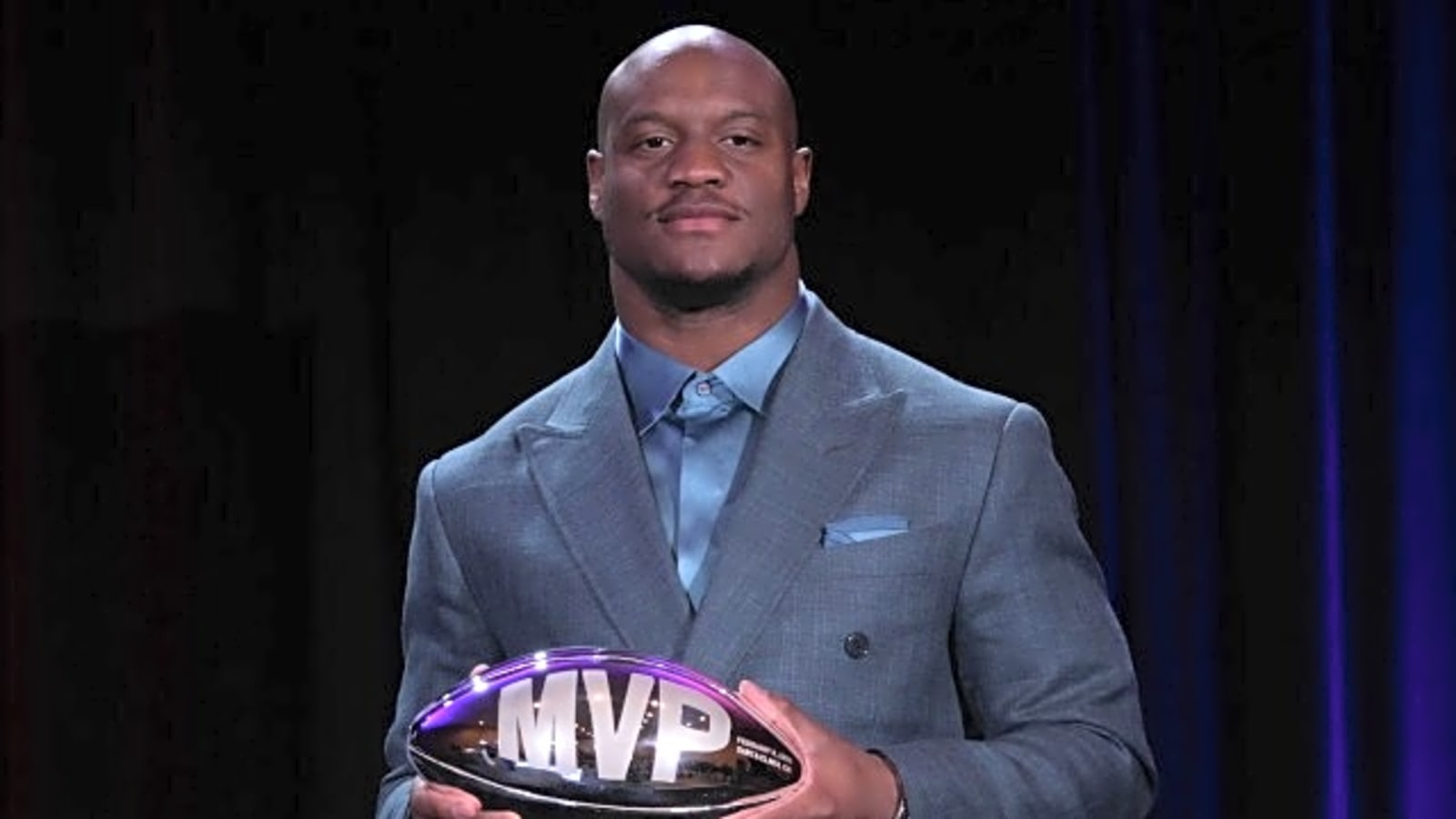 Kenneth Walker Signs With The Kansas City Chiefs