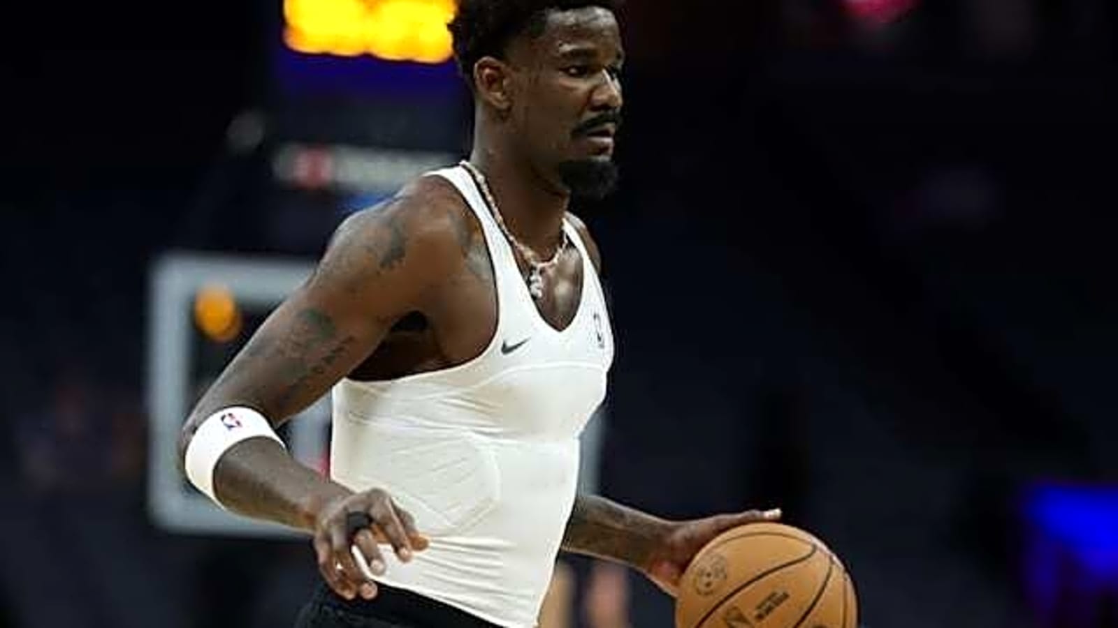 Deandre Ayton Excited To Join Lakers & Be Back In ‘Winning Situation’