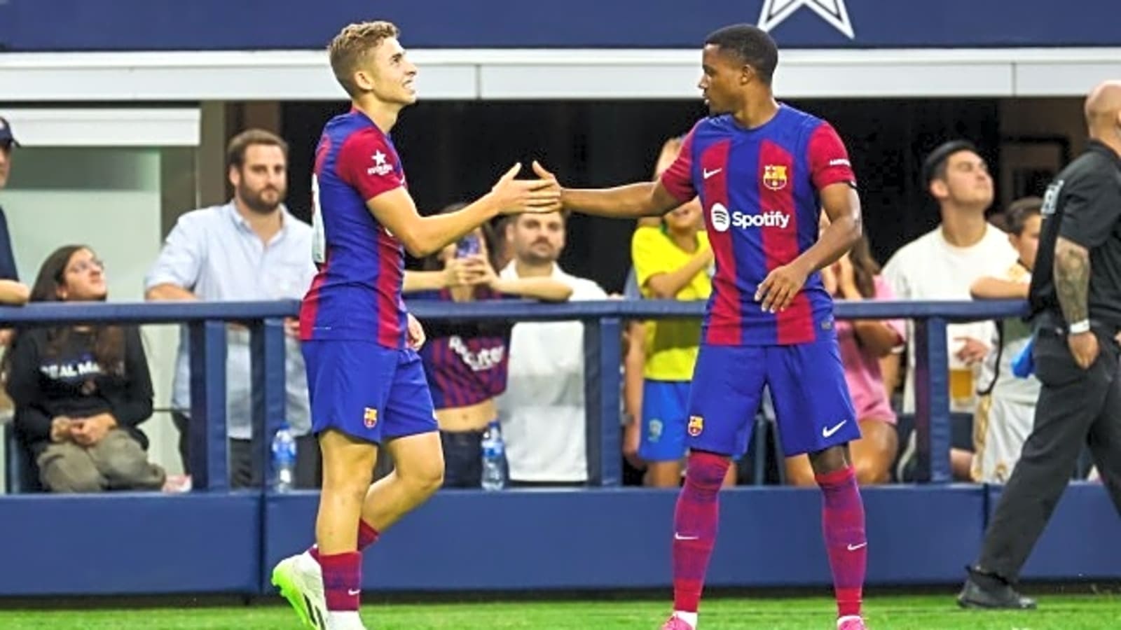 FC Barcelona Succeeds In Copa Del Rey