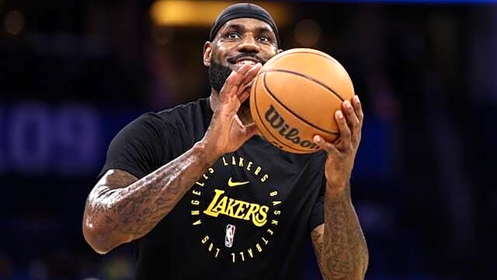  LeBron James Details Pregame Routine