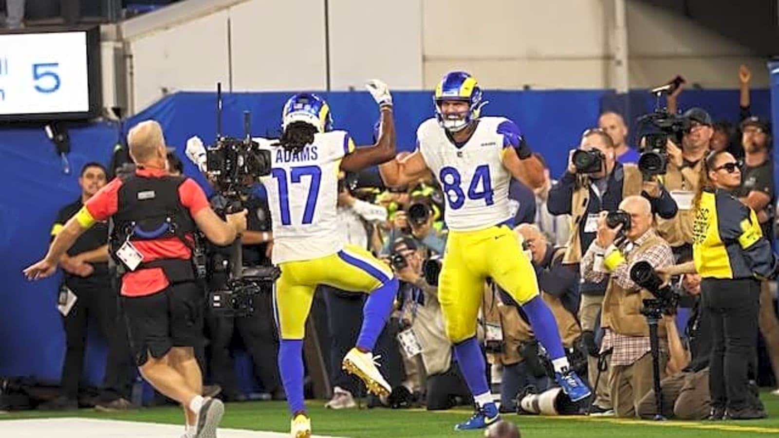 Highlights & Takeaways From Rams’ Week 12 Win Over Buccaneers