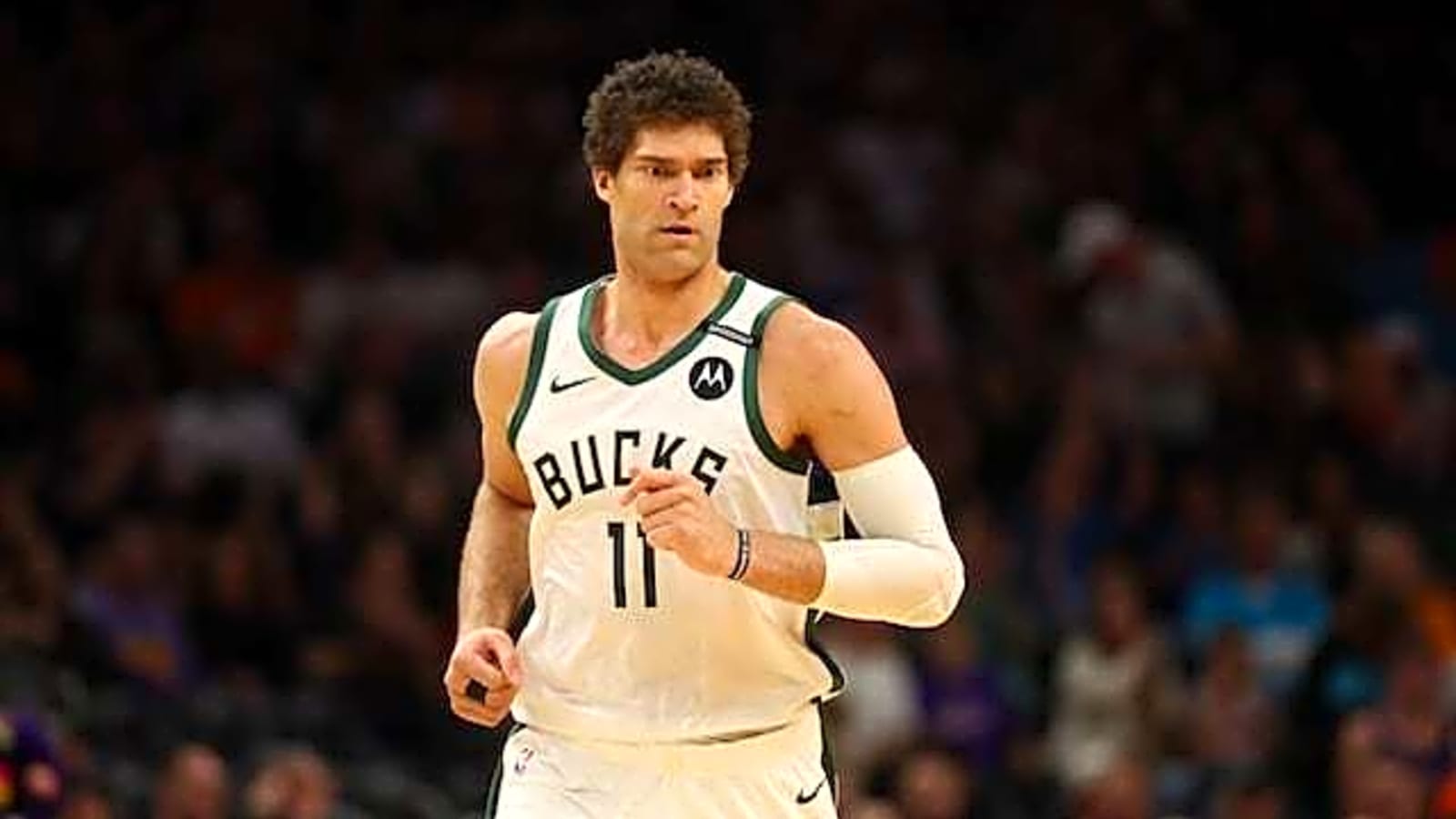 Brook Lopez Rumors: Lakers Again Linked To Bucks Center