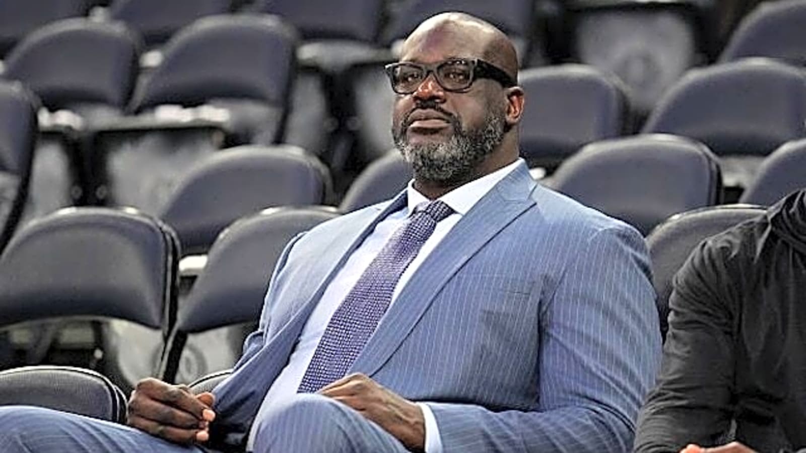  Deandre Ayton Has Good Relationship With Shaquille O’Neal