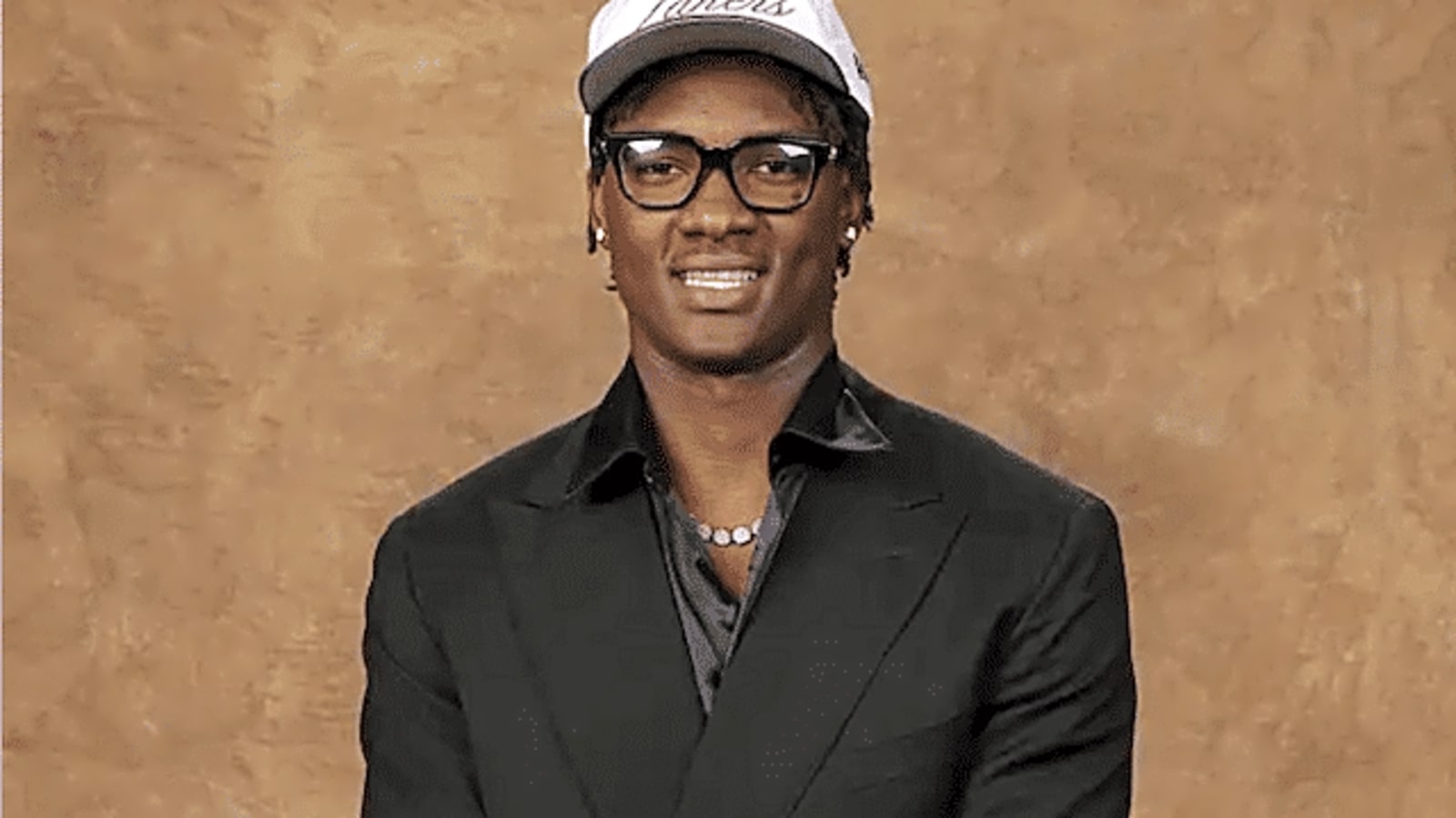 Lakers Officially Acquire Adou Thiero As Part Of Record-Breaking Seven-Team Kevin Durant Trade