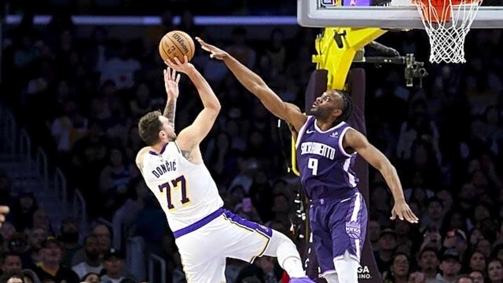  Lakers Beat Kings For Second Straight Blowout Win