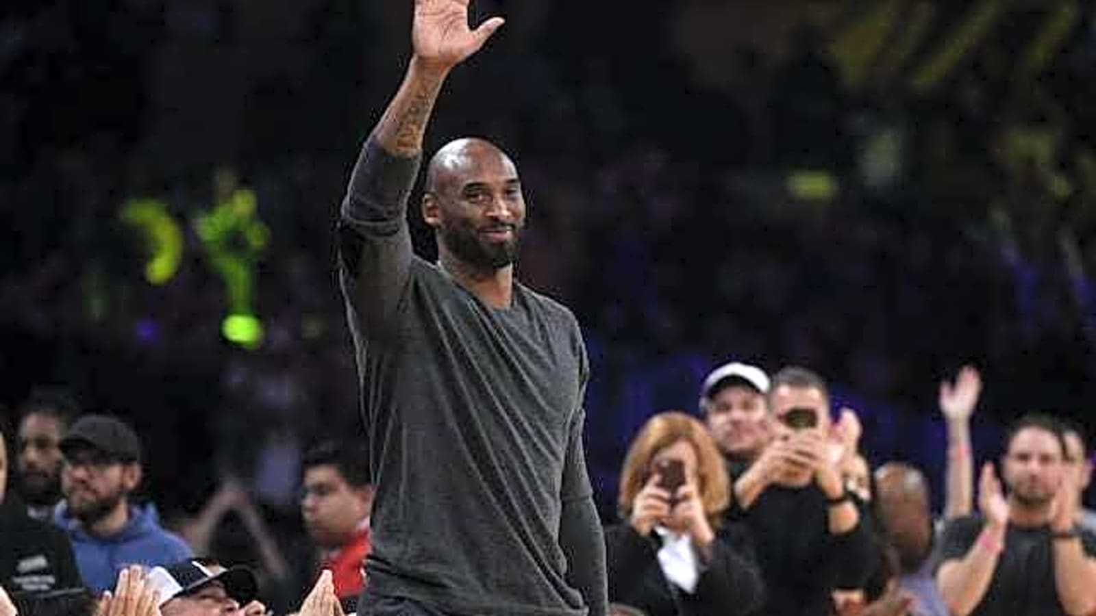 Watch: Young Kobe Bryant Spotted At Phillies-Mets Game In 1990