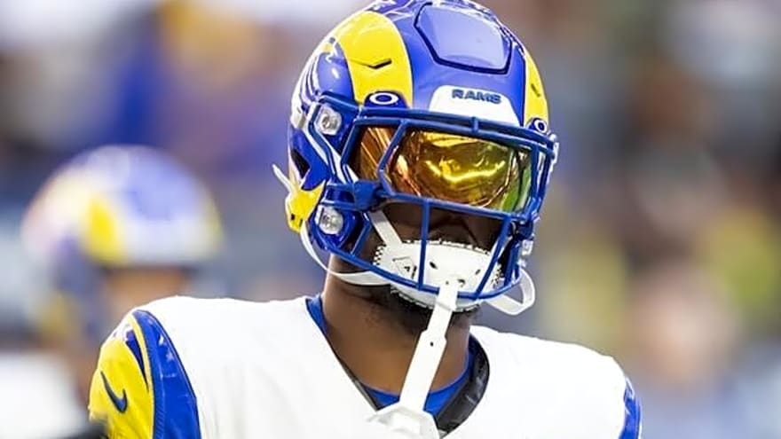 Rams Re-Sign Kam Curl To Three-Year Contract