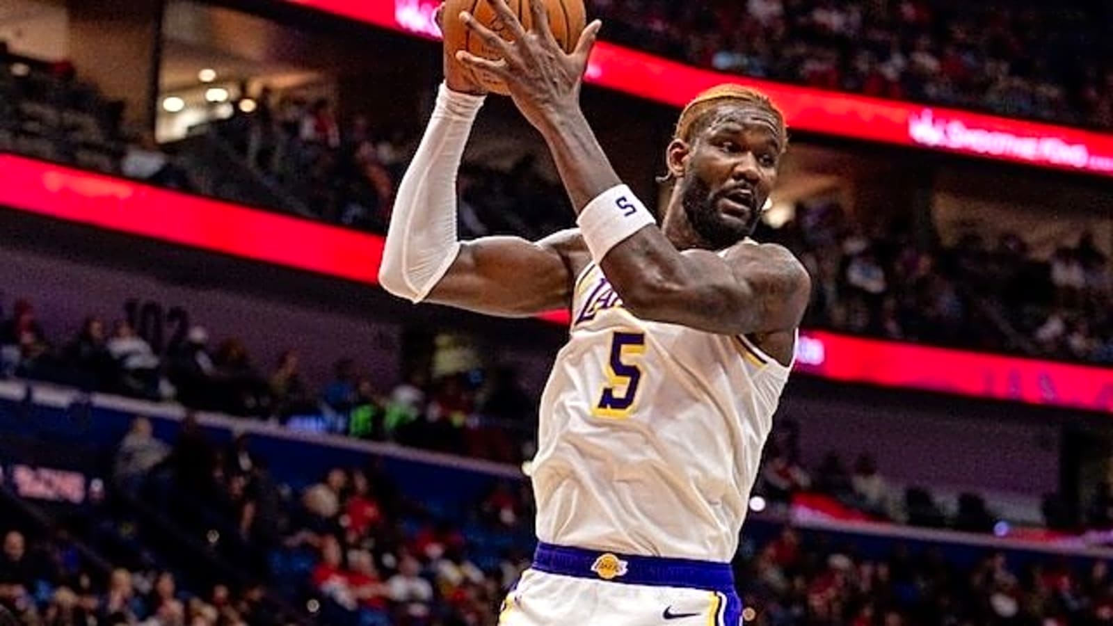 Lakers Injury Report: Deandre Ayton Ruled Out Vs. Clippers