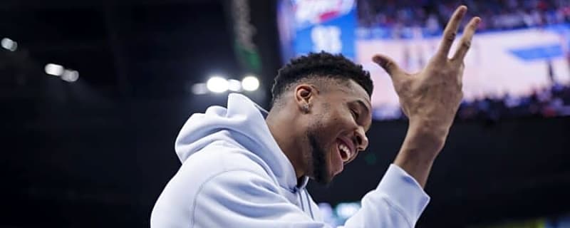 Giannis Antetokounmpo reveals first look at Nike Freak 8