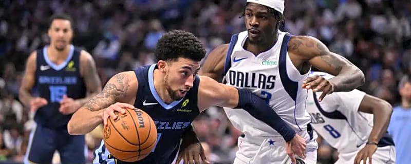 The Chicago Bulls sign an interesting player to a two-way deal