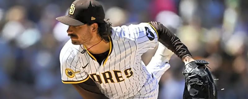 Chicago Cubs lose key bullpen piece, bring back former top outfield prospect