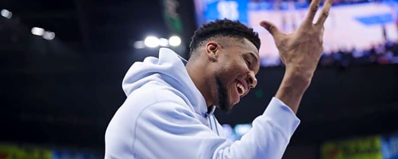 Giannis Antetokounmpo trolls Shams Charania at Celebrity All-Star game