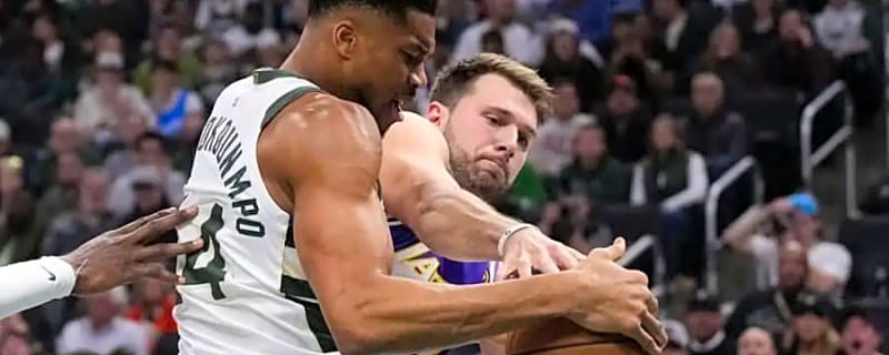 Giannis Antetokounmpo asks for LeBron James’ jersey after Bucks road win in Los Angeles