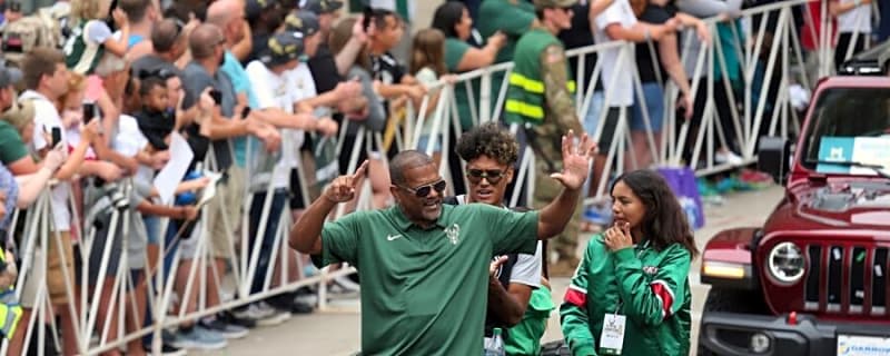 Zach Lowe gives Bucks surprising League Pass rank that contradicts general disdain