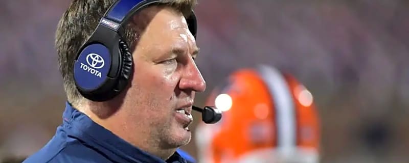 Illinois football coach Bret Bielema suggests Georgia might have tampered star RB