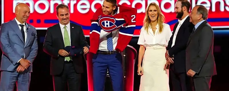 2 important NHL debuts will be made in the Chicago Blackhawks Monday night tilt in Montreal