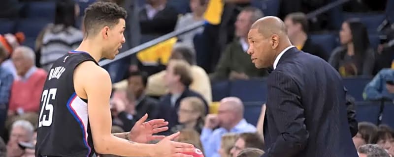 Austin Rivers teases Dad Doc Rivers in hilarious Bucks pre-game moment