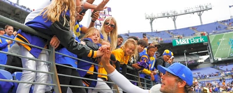 Los Angeles Rams Evaluating First Round Quarterback Prospects for Eventual Roster Transition