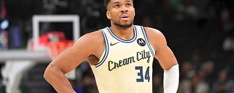 Paul Pierce breaks down Giannis Antetokounmpo’s reason for staying with the Bucks this season