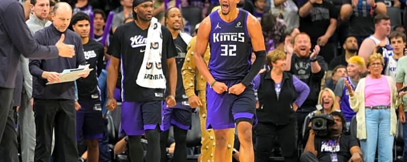Sacramento Kings Shower Praise on Undrafted Rookie for Clutch Defense in Win Vs. New Orleans Pelicans