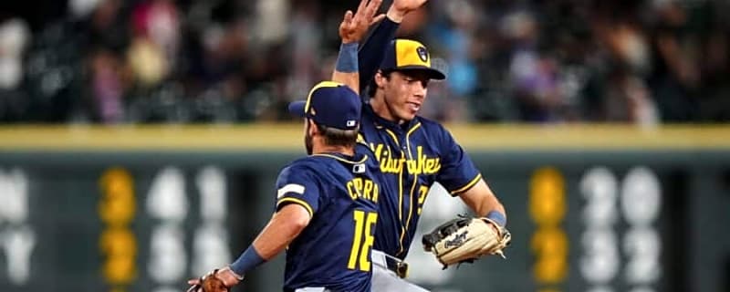 Milwaukee Brewers 2025 Opening Day 3B signs free agent deal