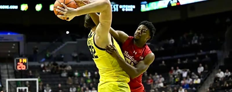 Badgers’ Blackwell scores 22 as roller-coaster season continues with 85-71 loss