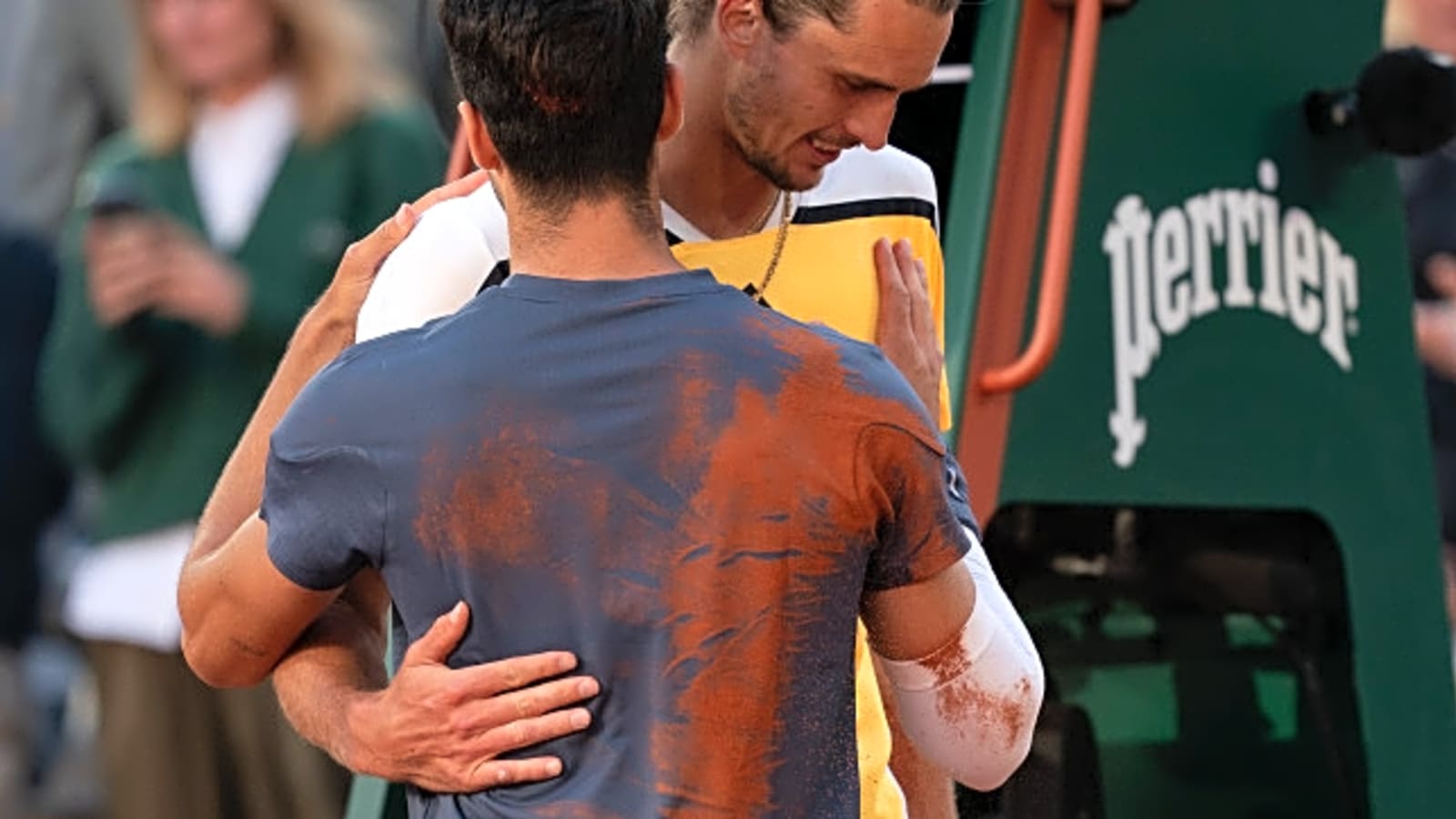 Carlos Alcaraz Leaves Alexander Zverev Bemused During a Conversation at the Italian Open
