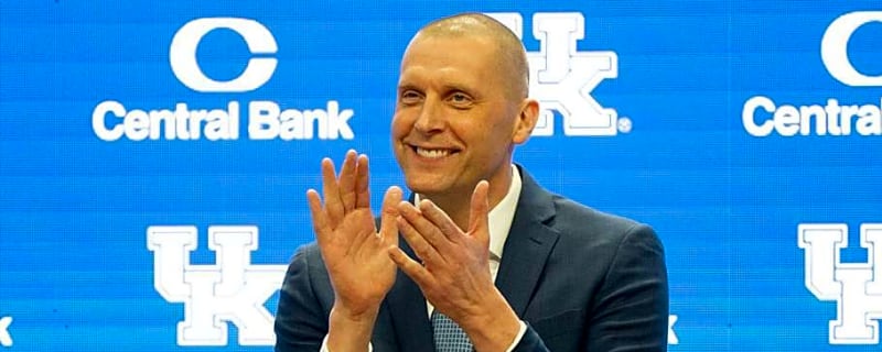 Preview: #9 Kentucky Wildcats take on #12 Louisville in the KFC Yum Center