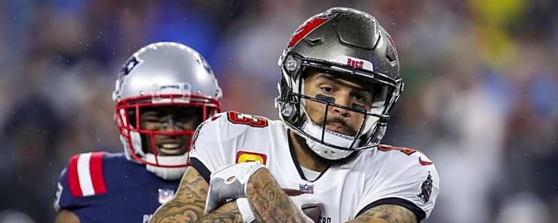 Buzz Around Buccaneers’ Mike Evans and Patriots Grows in Free Agency