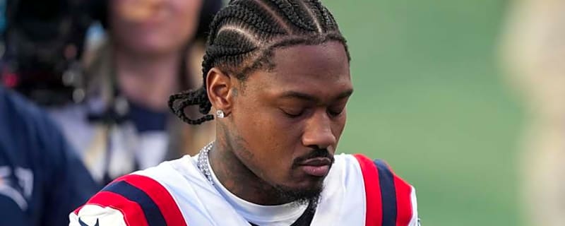 Stefon Diggs Unfollows Patriots on Instagram