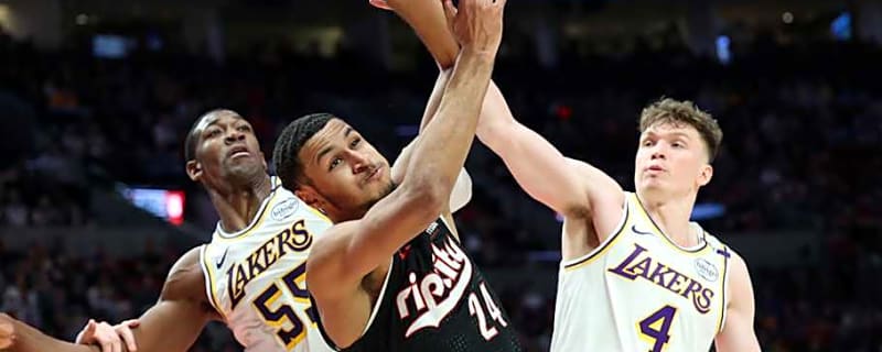 Knicks Eyeing Lakers Free Agent for Open Roster Spot: Report