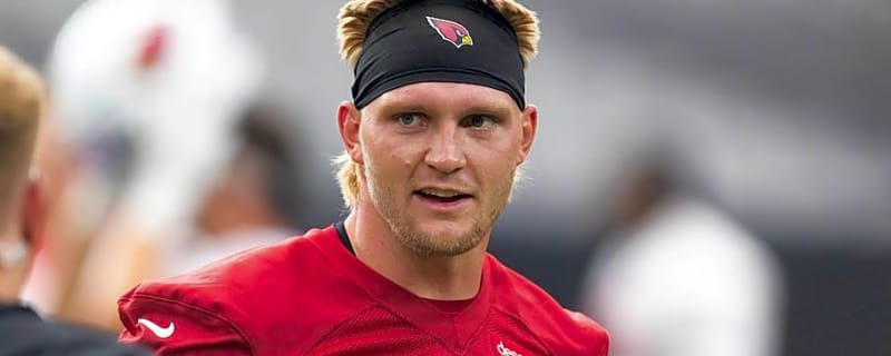 Cardinals Camp Notebook: Fans Show, Offense Doesn't on Day 2