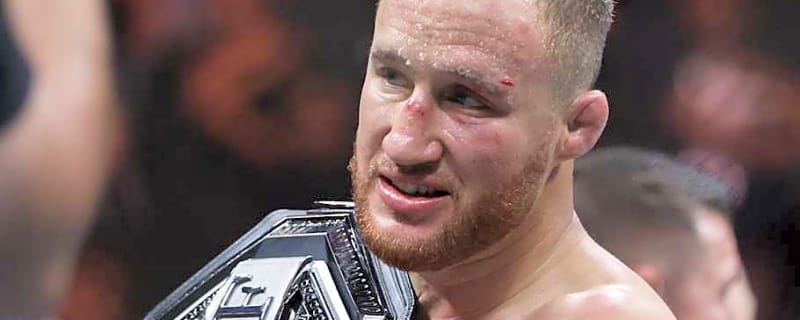 Jon Anik drops UFC lightweight contender&#39;s reaction to Ilia Topuria-Charles Oliveira