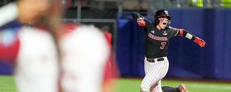 One Swing Turned Nebraska-Arkansas Into a WCWS Classic