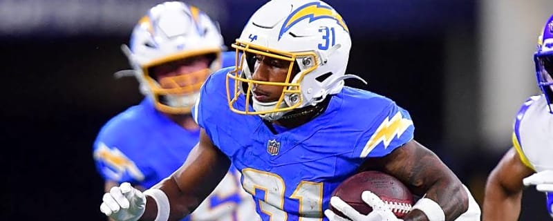 Chargers UDFA Running Back Stole the Finale: Greg Desrosiers vs. 2017 Austin Ekeler