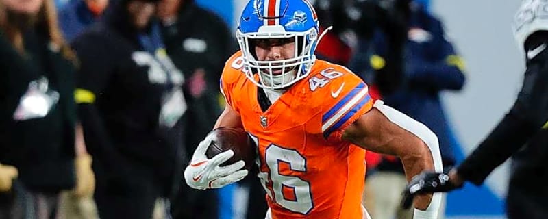 Broncos Bring Back Fullback Adam Prentice on New Deal