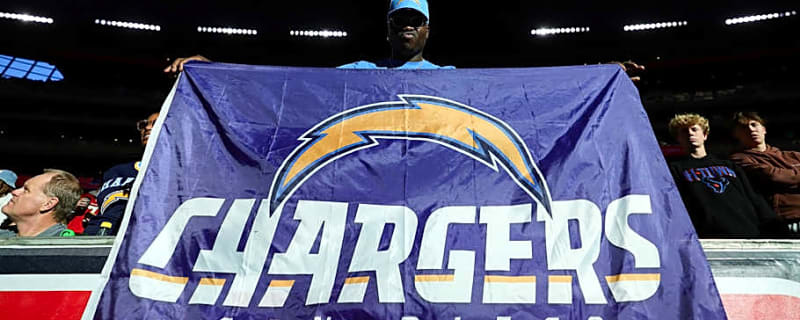 Chargers emphatically prove that San Diego still cares about the Bolts