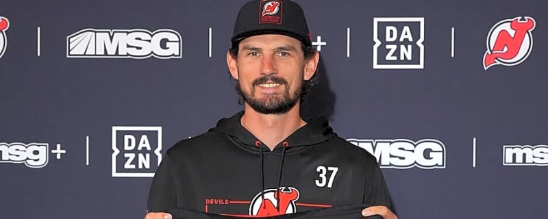 The Mammoth made an excellent decision not trading for Connor Hellebuyck
