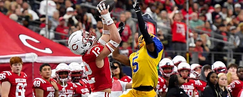 Colorado Buffaloes Recruiting: Deion Sanders Pursuing Elite Linebacker Carson Crawford
