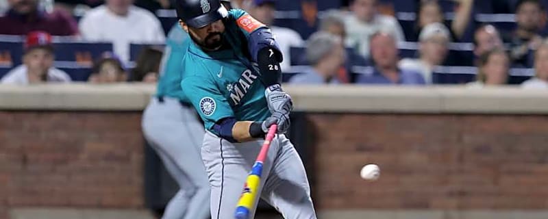Mariners Predicted To Cut Ties With 45-HR Slugger For A Second Time
